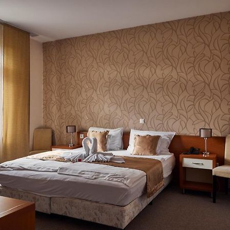 Boutique Hotel Sopianae بيتْش المظهر الخارجي الصورة