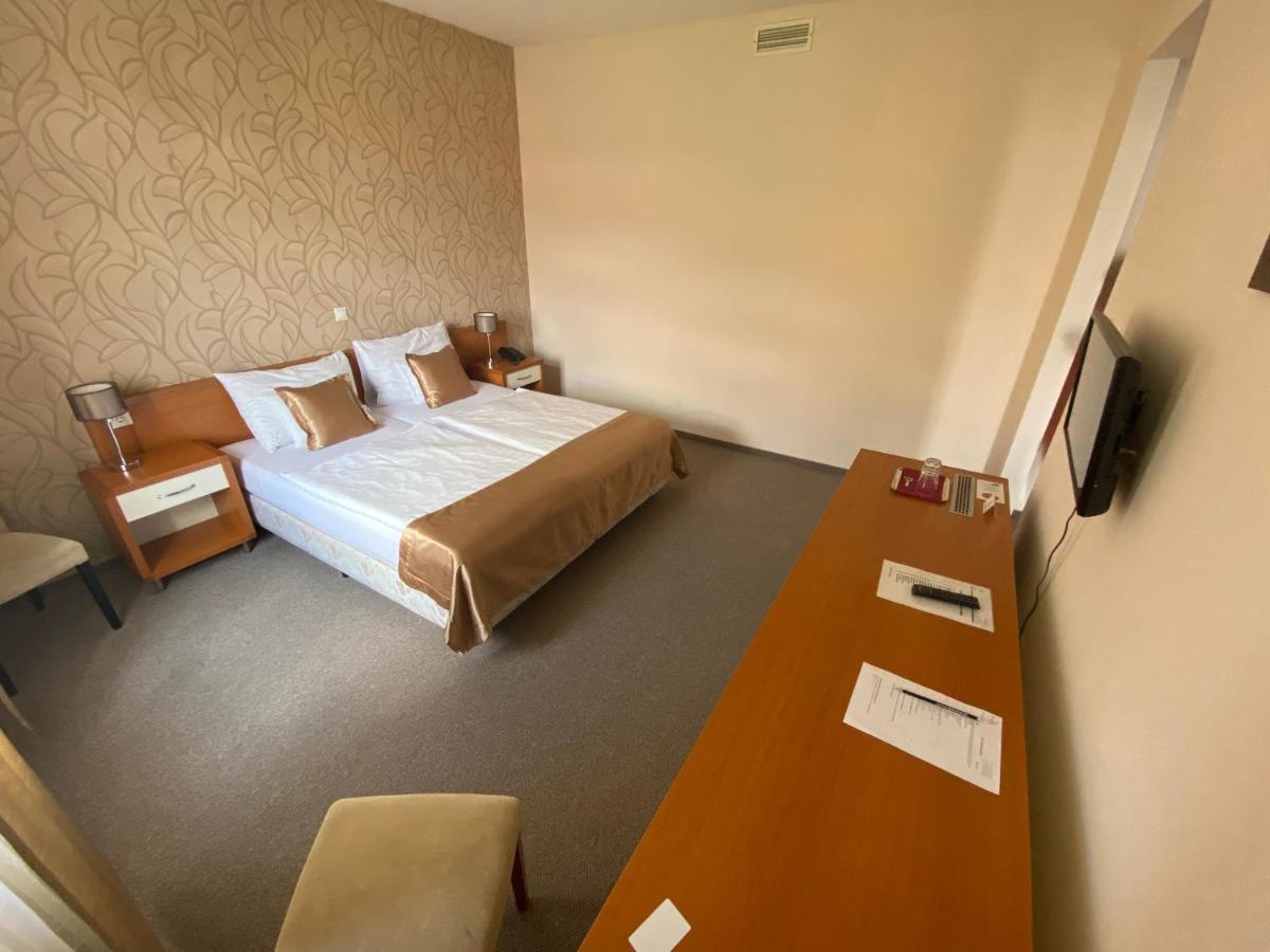Boutique Hotel Sopianae بيتْش المظهر الخارجي الصورة
