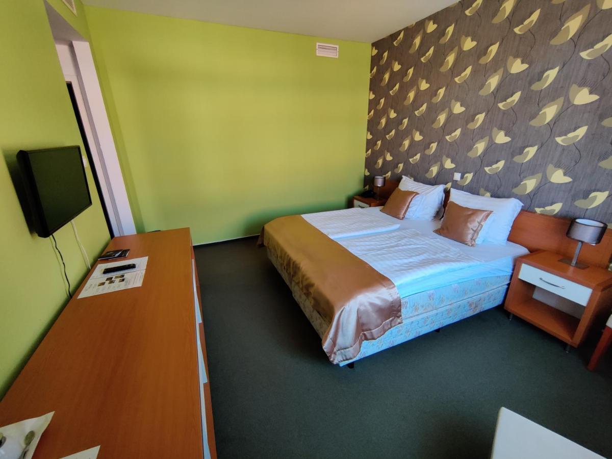 Boutique Hotel Sopianae بيتْش المظهر الخارجي الصورة
