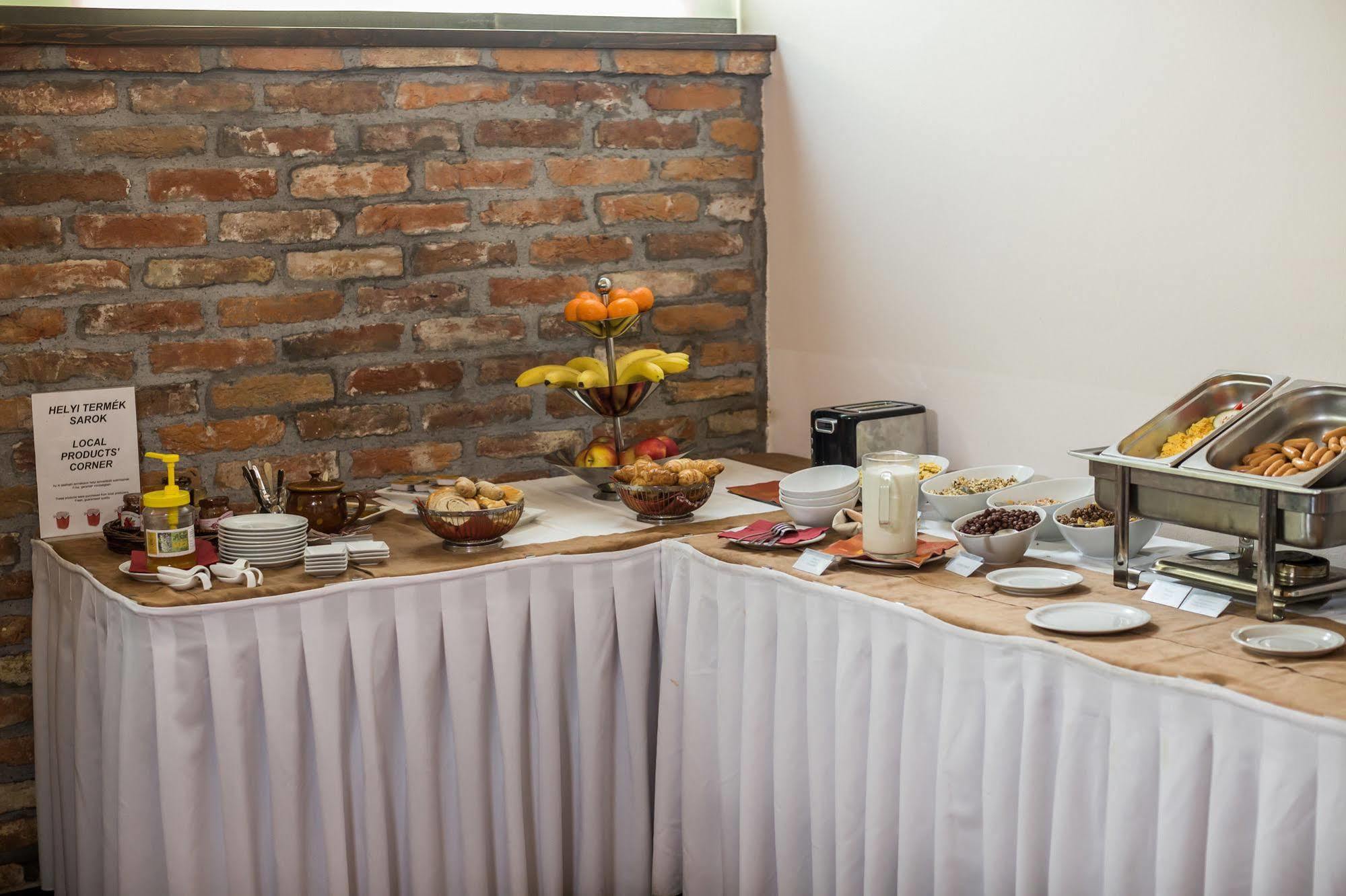 Boutique Hotel Sopianae بيتْش المظهر الخارجي الصورة
